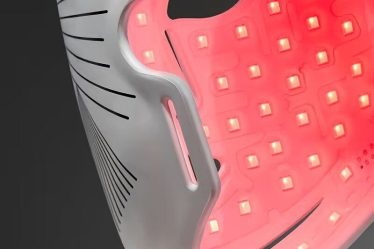 light therapy mask.jpeg