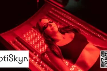 red light therapy davenport iowa optiskyn.webp